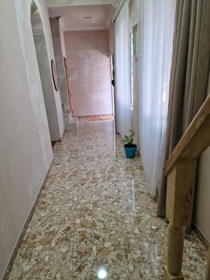 Apartment In Batumi Esterno foto